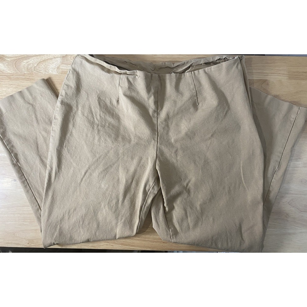 Time True Women's Size 18 Fitted Khaki Capris Side Zipper